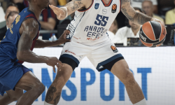 Anadolu Efes, EuroLeague’de Barcelona’ya 89-82 Mağlup Oldu