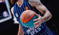Anadolu Efes’te Mike James Endişesi Barcelona Maçı Öncesi