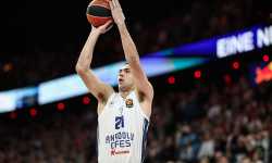 Anadolu Efes’in Eski Şutörü Cole Swider Lakers’a Geri Döndü