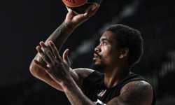 Beşiktaş’ta DaQuan Jeffries’in Sol Bileğinde Kırık Tespit Edildi