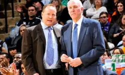 Popovich 77 Yaşında Asistanının Eski Eşiyle Evlendi