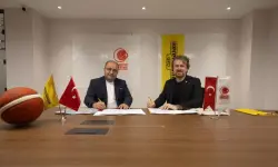 Konya’da Basketbol Hakemlerine Forma Sponsorluğu: Türkiye’de Bir İlk