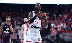 Olimpiakos-Efes Maçı Öncesi Donta Hall’un Durumu Belirsiz