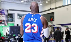 Trump’tan LeBron James’e Marş Tepkisi: ‘Özür Dilemeli’