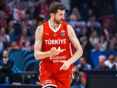 Ercan Osmani Ameliyat Oldu: Anadolu Efes Süre Verdi
