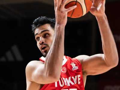 Omer Faruk Yurtseven Menajer Degistirdi Istbasket Ile Imzaladi