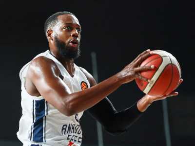 Altı Oyuncu Çift Hanede: Anadolu Efes, Cluj Napoca’yı 87-69 Geçti
