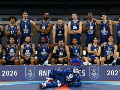 Anadolu Efes Mike James ve Dario Saric ile EuroLeague’e Hazır