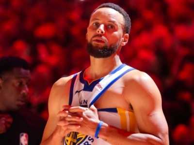 Curry’den Warriors Açıklaması: Kariyerimi Burada Tamamlayacağım