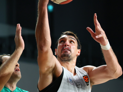 Erokspor, Son Saniyede Anadolu Efes’i 77-75 Geçti