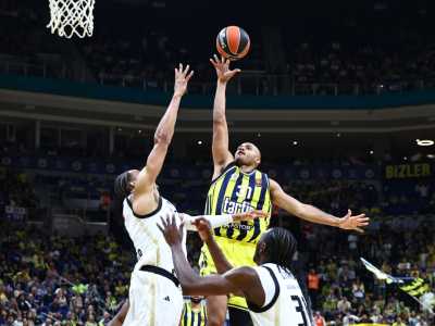 Fenerbahçe Tarfin EuroLeague Sezonunu Virtus Bologna Karşısında Galibiyetle Açtı