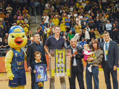 Fenerbahçe, Vesely’i Sarı Miras’ta Unutmadı