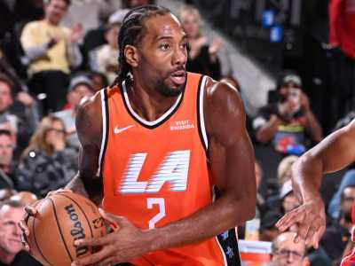 Kawhi Leonard’in Toronto Takasi Neden Gecikiyor?