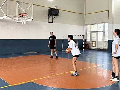 Lübnanlı Basketbolcular Türk Antrenörle Eskişehir’de Çalışıyor