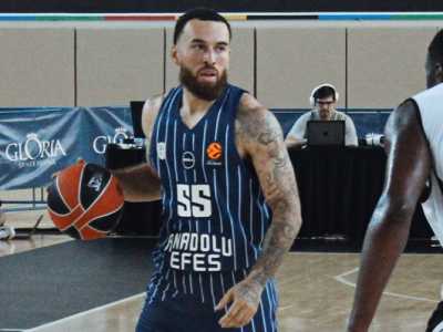 Mike James Anadolu Efes Medya Günü: İyi Bir Takım Kurduğumuza İnanıyorum