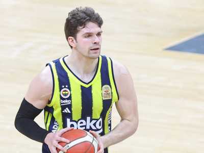 Tarık Biberovic Dallas Mavericks’te NBA Hayalini Gerçekleştirdi