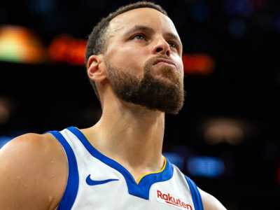 Stephen Curry Warriors ile 116 Milyon Dolarlık Sözleşme İmzaladı