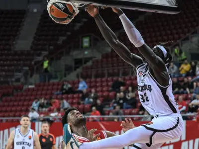 Beşiktaş İlk İç Saha Galibiyeti İçin Bayern Münih Karşısında Sahada