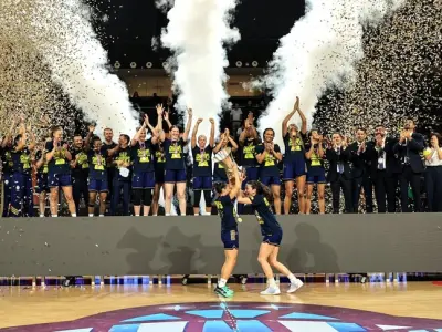 Fenerbahçe Tarfin Üçüncü Kez FIBA Kadınlar Süper Kupa Şampiyonu