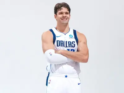 Tarık Biberovic Dallas Mavericks Formasıyla İlk Maçına Çıktı