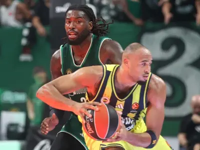 Panathinaikos, Fenerbahçe’yi 92-74 Devirdi; 4-0 Serisi Sürüyor