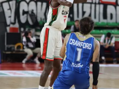 Karşıyaka Evinde İki Maçta İki Galibiyet: Çayırova’yı 95-79 Geçti