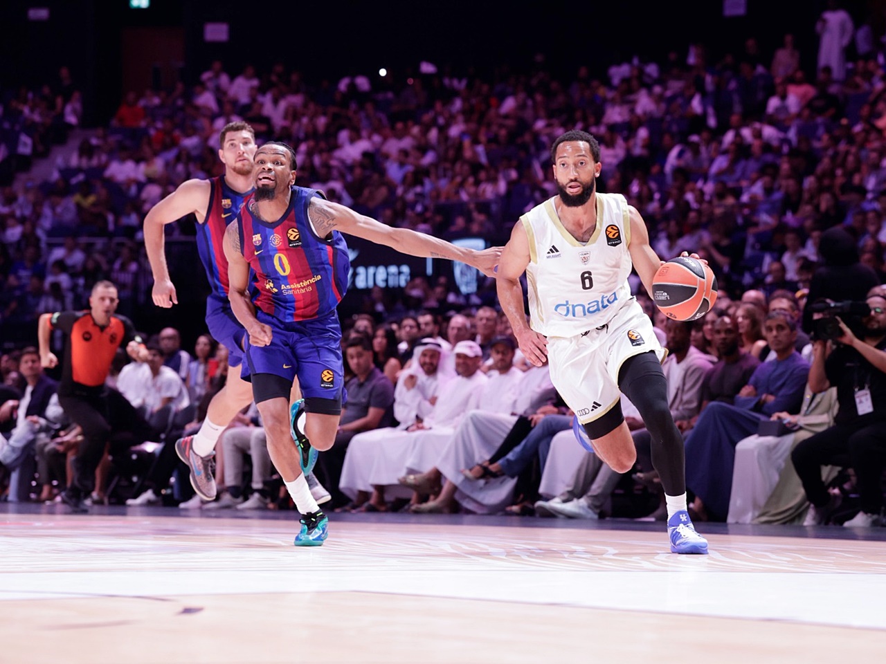 Dubai Barcelona EuroLeague 2. hafta maç görüntüsü