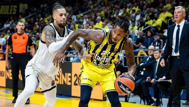 Fenerbahçe Tarfin - Virtus Bologna EuroLeague maçından bir kare