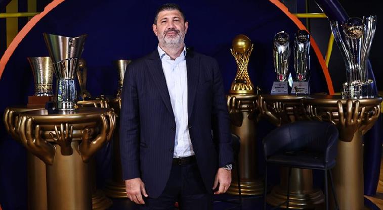Ömer Onan imza töreninde konuşuyor