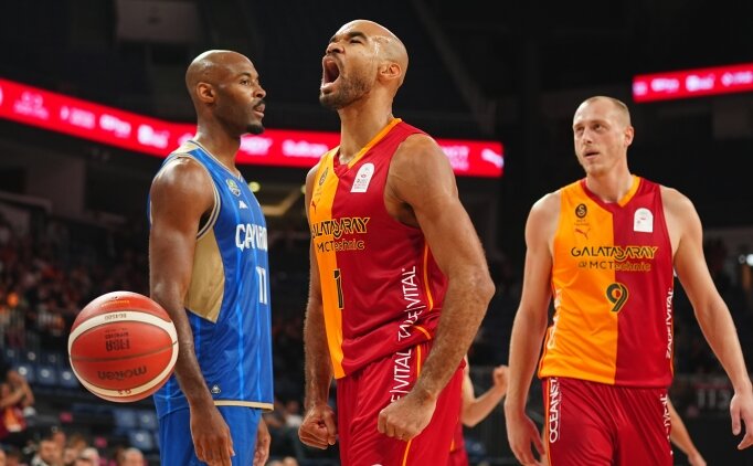 Galatasaray MCT Technic - Çayırova Belediyespor maçından bir kare
