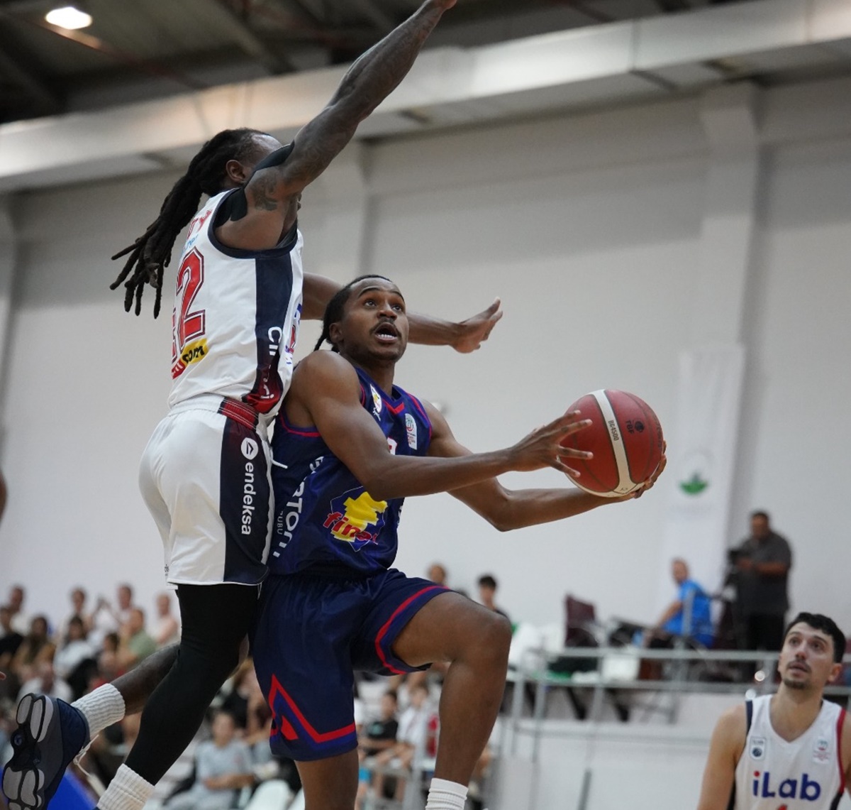 İLAB ve Finalspor maçından bir kare