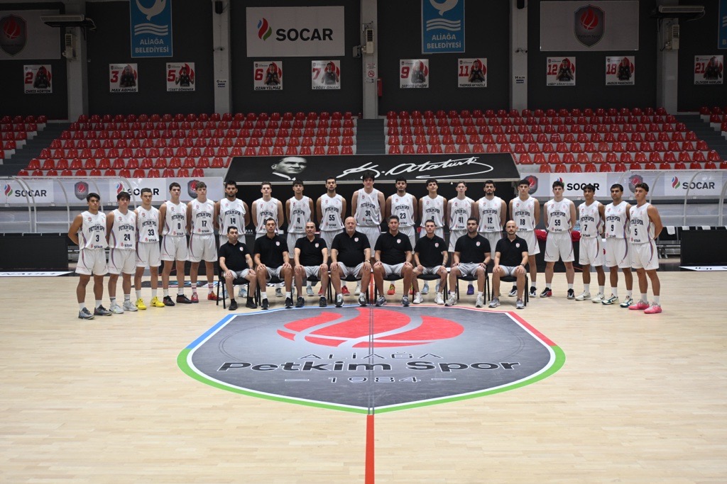 Aliağa Petkim Spor genç oyuncuları TB2L'de sahaya çıkıyor