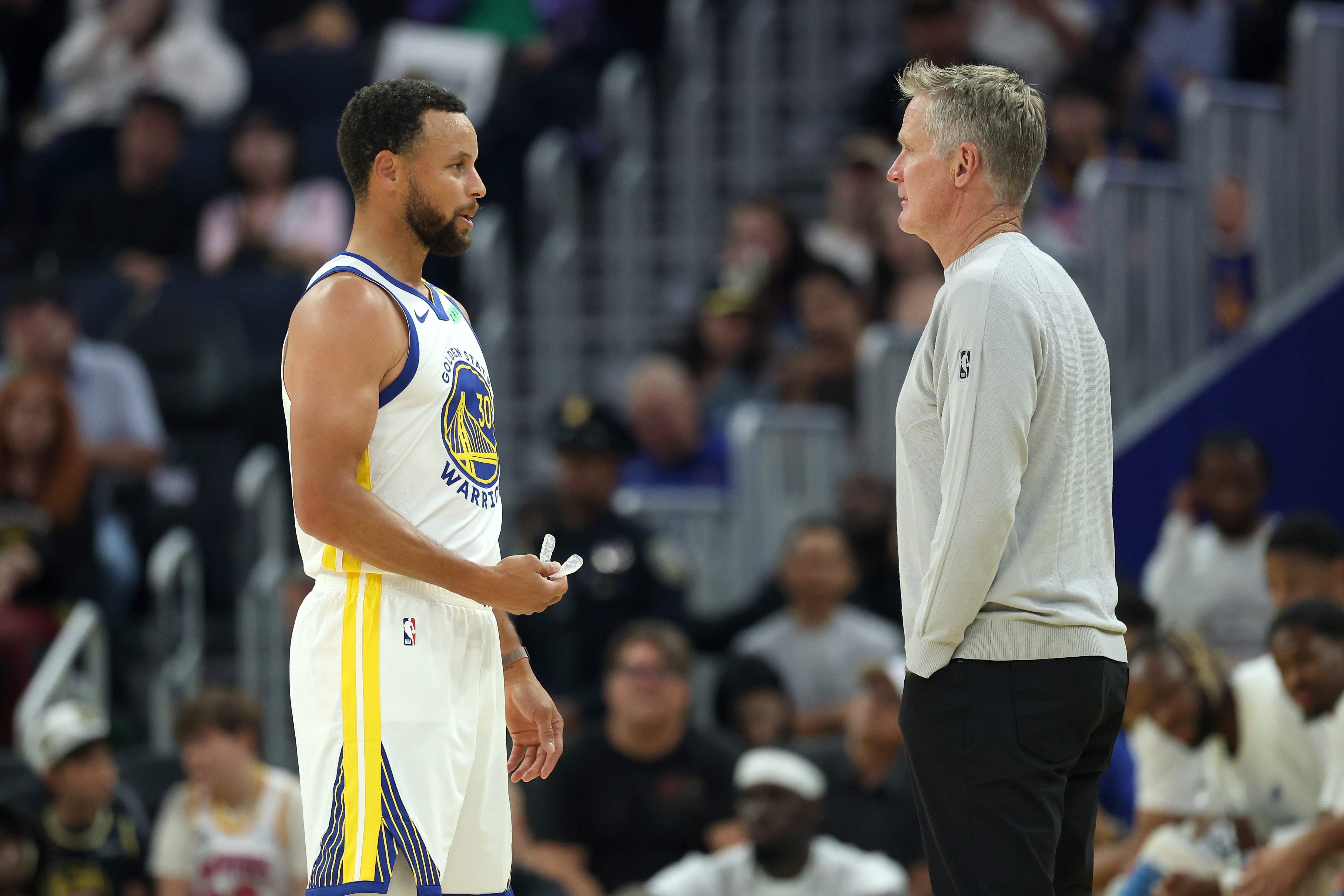 Golden State Warriors Lakers karsisinda